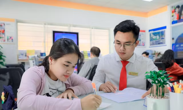 Thí sinh có học lực tốt không nên bỏ qua phương thức xét tuyển học bạ