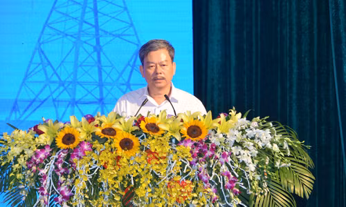 Ông Lê Quang Thái- Phó Tổng giám đốc EVNNPC cam kết, khách hàng tham gia chương trình DR sẽ được tạo điều kiện tối đa