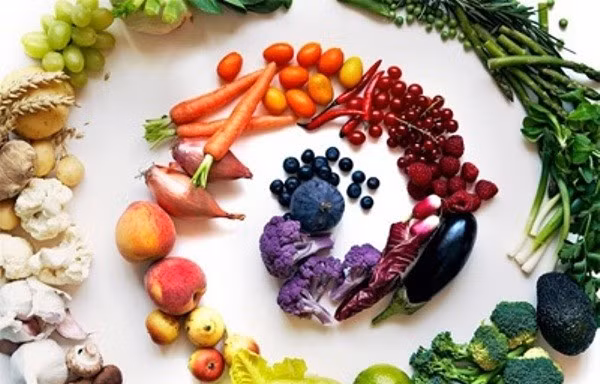 Một chế độ ăn uống hợp lý sẽ giúp bạn luôn khỏe mạnh. Ảnh minh họa