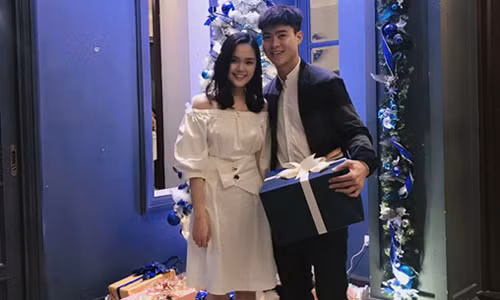 Mỹ nam U23 Việt Nam vừa đá bóng giỏi, vừa tài kinh doanh