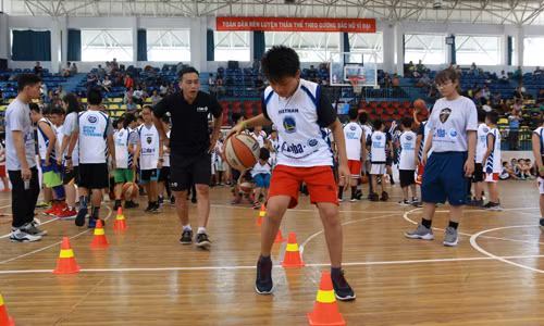 Dự kiến, chương trình Jr. NBA 2018 sẽ thu hút hơn 8.000 các bạn thanh thiếu niên đến từ hơn 200 trường tham gia
