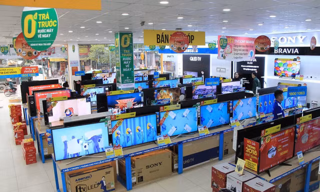 Quà bao la mua tivi thả ga trong tháng 3 tại Điện máy Xanh