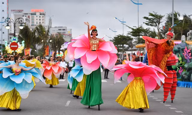 Cẩm nang lễ hội không thể thiếu trong mùa Carnaval Hạ Long 