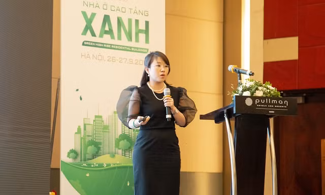 Bà Đỗ Ngọc Diệp – Quản lý Chương trình công trình xanh của IFC phát biểu tại sự kiện