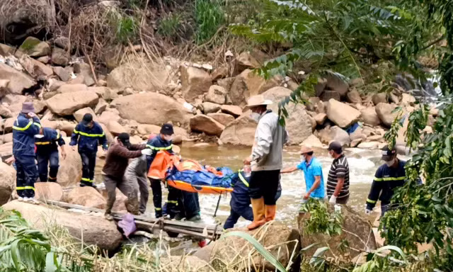 Tìm thấy cụ ông ở Đà Lạt sau 7 ngày bị nước cuốn trôi