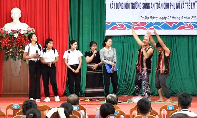Sôi nổi Hội thi truyền thông về bình đẳng giới của đồng bào Xơ Đăng
