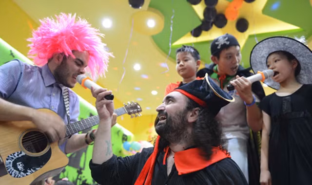 Cuồng nhiệt lễ hội Halloween cùng các bạn nhỏ iStar