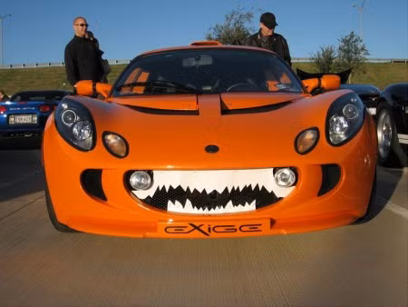 Hoá trang cho siêu xe ngày Halloween