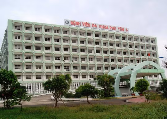 Bệnh nhân nghiện rượu tử vong nghi nhảy lầu