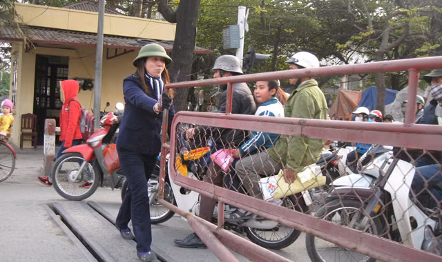  Hệ thống đường sắt Việt Nam vẫn còn lạc hậu so với thế giới. Ảnh: S.L.
