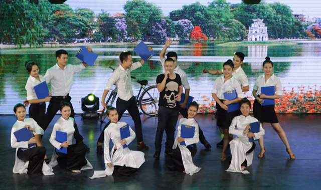 Ai sẽ hát đêm Chung khảo phía Bắc Hoa hậu Việt Nam 2014