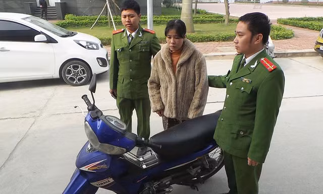 Hung thủ bắt cóc bé 3 tuổi bên chiếc xe dùng gây án