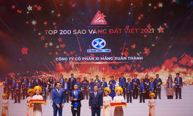 Xi măng Xuân Thành lần thứ 3 nhận giải thưởng Sao Vàng đất Việt 