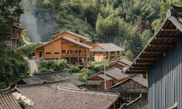 Ngẩn ngơ vẻ đẹp bình yên của nhà gỗ giữa miền sơn cước