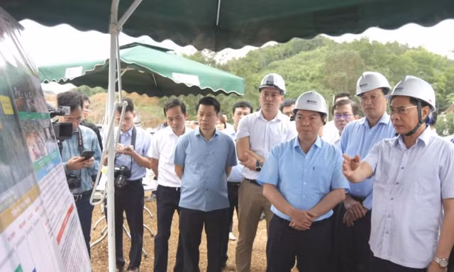 Kiểm tra dự án cao tốc Đồng Đăng- Trà Lĩnh. 