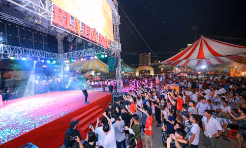 'Đại tiệc' Ngày hội Bia Hà Nội lần đầu tiên tổ chức tại Nam Định
