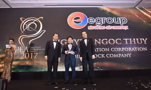Ông Nguyễn Ngọc Thuỷ nhận Giải thưởng Doanh nhân Châu Á Thái Bình Dương (APEA) năm 2017