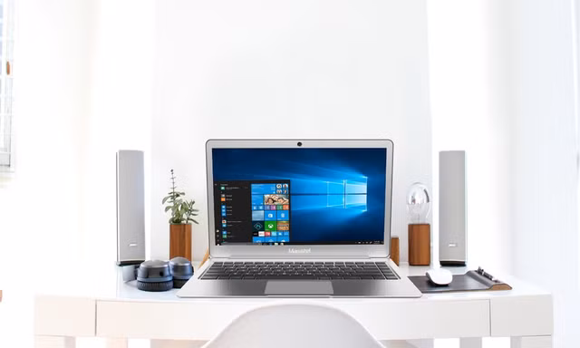 Thị trường có nhiều tín hiệu tích cực từ Laptop thương hiệu Việt