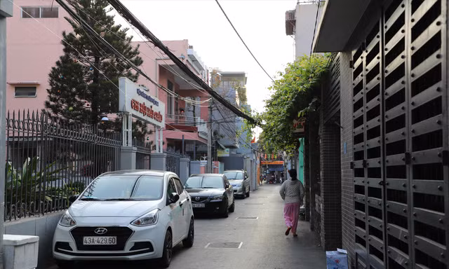 Chật chội kiệt, hẻm Đà Nẵng ảnh: Thái Lâm