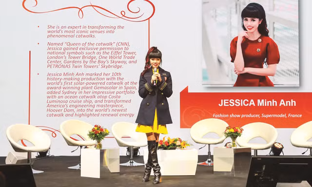 Minh Anh phát biểu tại Diễn đàn người Việt ảnh hưởng tại Paris (3/2019)