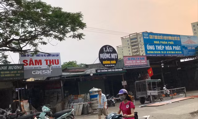 Hơn 150 nhà xưởng tạm bợ gần đường Lĩnh Nam, phường Vĩnh HưngẢnh: Tuấn Minh