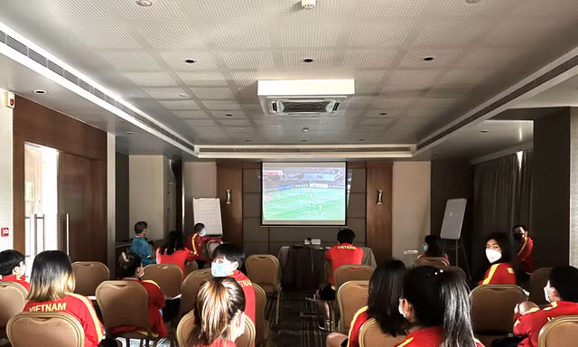 ĐT nữ Việt Nam mổ băng hình, sẵn sàng đương đầu với ‘ngọn núi’ Nhật Bản 