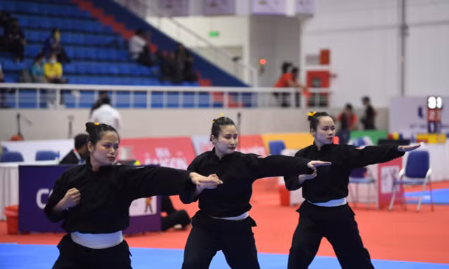 Cận cảnh màn biểu diễn 'đều tăm tắp' mang lại HCV cho Pencak silat Việt Nam 
