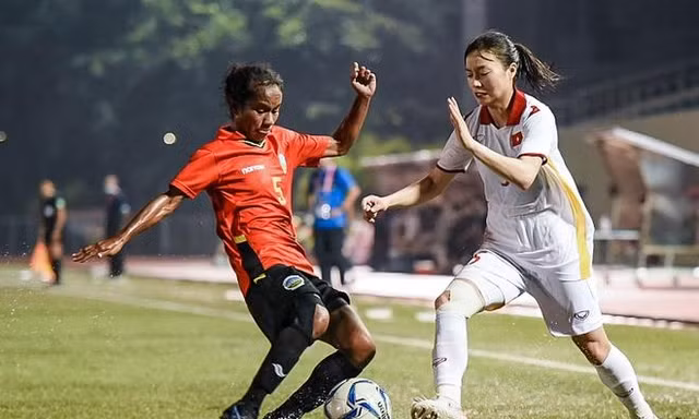 Đội tuyển nữ Việt Nam 'do thám' đối thủ ở bán kết AFF Cup 