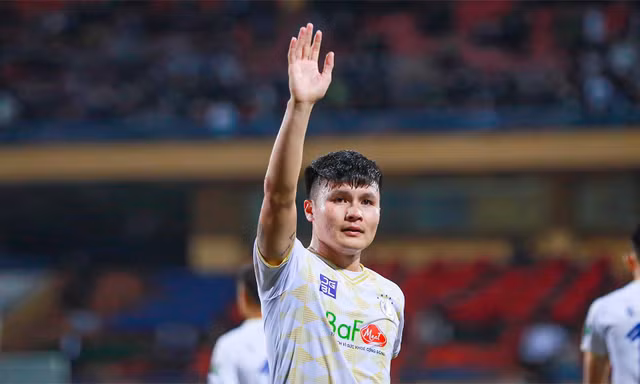 Hà Nội FC tặng 2.500 vé cho người hâm mộ đến chia tay Quang Hải