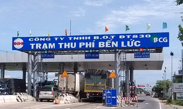 Xe qua trạm BOT được miễn phí để phòng chống dịch COVID-19.