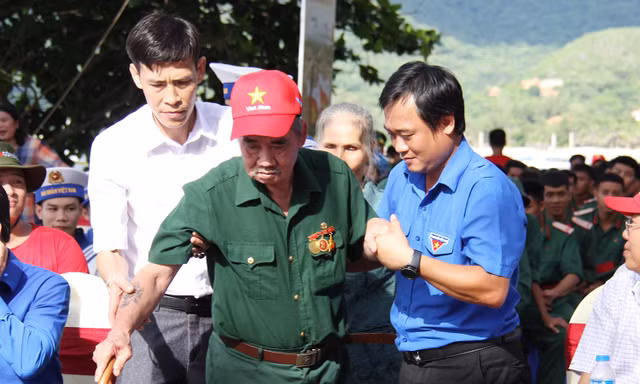 Tháng Bảy tri ân: Hành trình người trẻ về nguồn