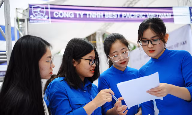 Bộ GD - ĐT công bố mẫu phiếu đăng ký dự thi tốt nghiệp THPT 2021