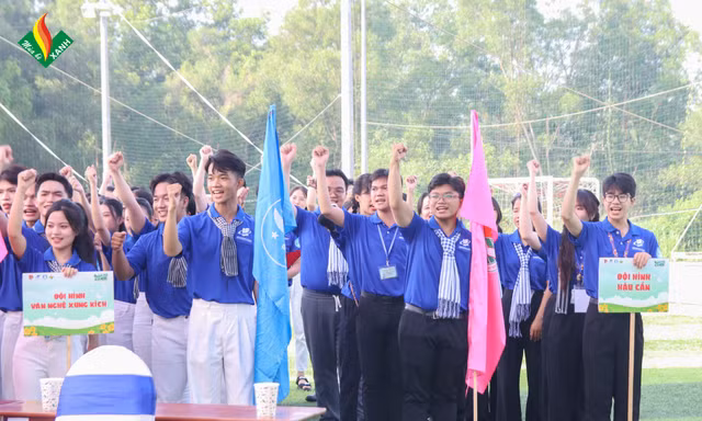 Chiến sĩ Mùa Hè Xanh OU: 64 ngày cống hiến của hơn 450 trái tim rực lửa