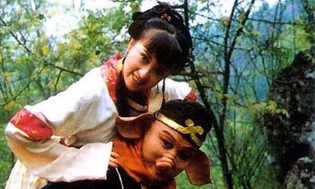 Trư Bát Giới và vợ Cao Thúy Lan trên phim.