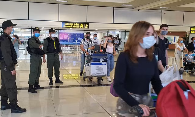 Bộ Giao thông chủ động quyết định nối lại các chuyến bay thương mại quốc tế