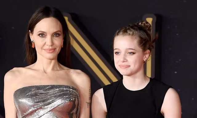 Dậy thì thành công, Shiloh Jolie-Pitt khiến dân tình "ngẩn ngơ" bởi vẻ cuốn hút ở tuổi 15