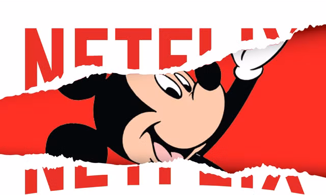 Hụt mất 200.000 lượt đăng ký, liệu Netflix có thành "Netflop" và bị Disney+ chiếm ngôi?