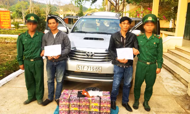 Đối tượng Lê Hoàng và Bùi Danh Sơn cùng tang vật