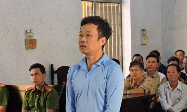 Bị cáo Y Tuyến Ksơr