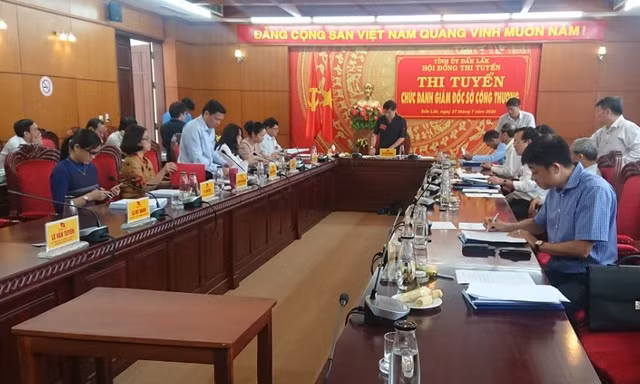 Toàn cảnh buổi thi tuyển chức danh Giám đốc Sở Công thương Đắk Lắk