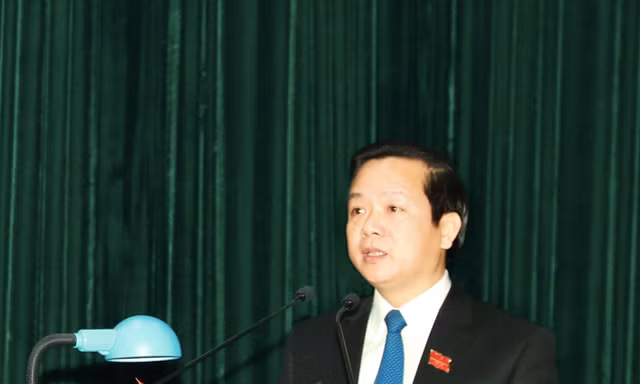 Ông Phạm Quang Ngọc được bầu làm Chủ tịch UBND tỉnh Ninh Bình - Ảnh: Hoàng Long