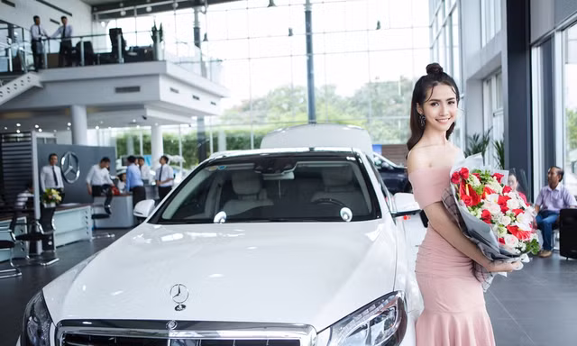 Phan Thị Mơ tiết lộ đóng phim cật lực mới tậu được xế tiền tỷ