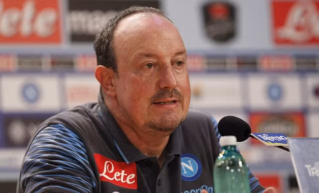 Rafa Benitez đang tỏ ra rất thất vọng trên thị trường chuyển nhượng