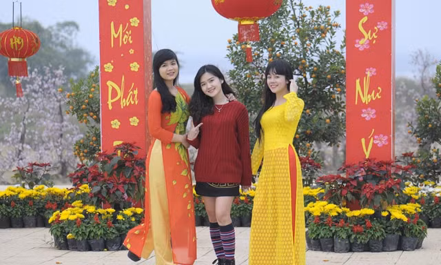 Dự thi ảnh: Thiếu nữ ngày xuân