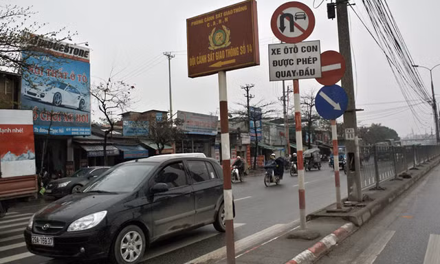 Những biển báo giao thông kỳ quặc ở Hà Nội