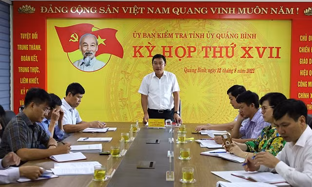 Kỷ luật giám đốc CDC Quảng Bình