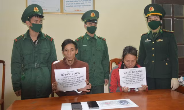 Bắt 'nữ quái' lập 'đại bản doanh' buôn bán ma tuý tại làng biển Quảng Bình 
