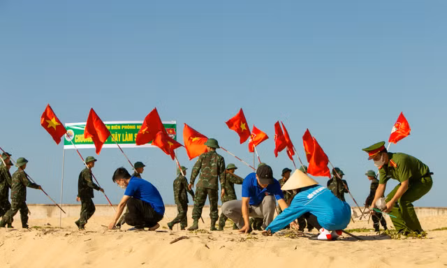Tuổi trẻ với biển đảo quê hương