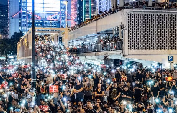 Biểu tình Hong Kong vẫn chưa có lối thoát. (Ảnh: NYT)