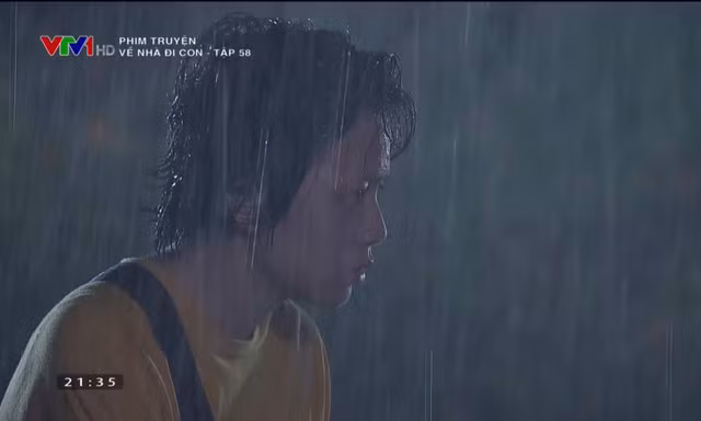 Ánh Dương thất tình, bỏ nhà đi trong mưa